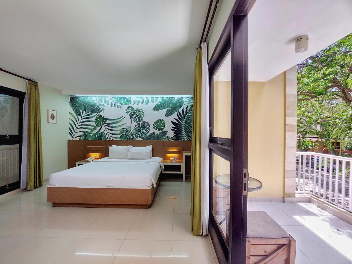 Shinta Guesthouse Malang Ngoại thất bức ảnh
