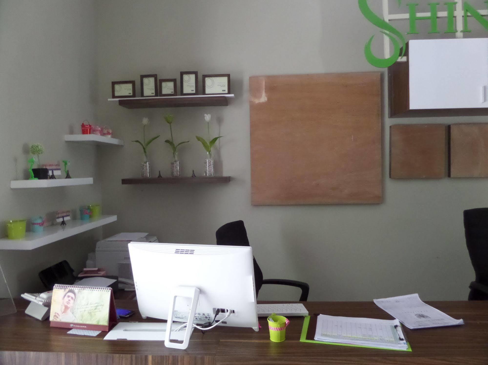 Shinta Guesthouse Malang Ngoại thất bức ảnh
